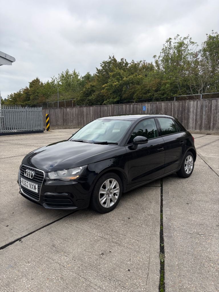 Audi, A1, Hatchback, 2012, Manual, years mot