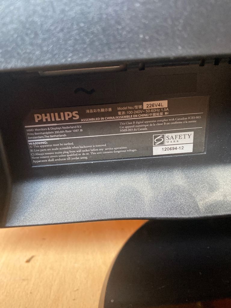 3 x pc monitors 