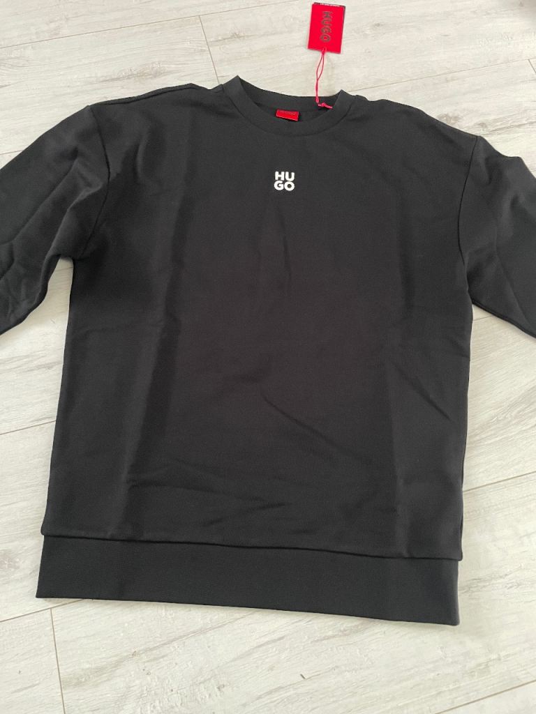 HUGO Dettil black Crew Neck Terry Sweatshirt Size medium £140