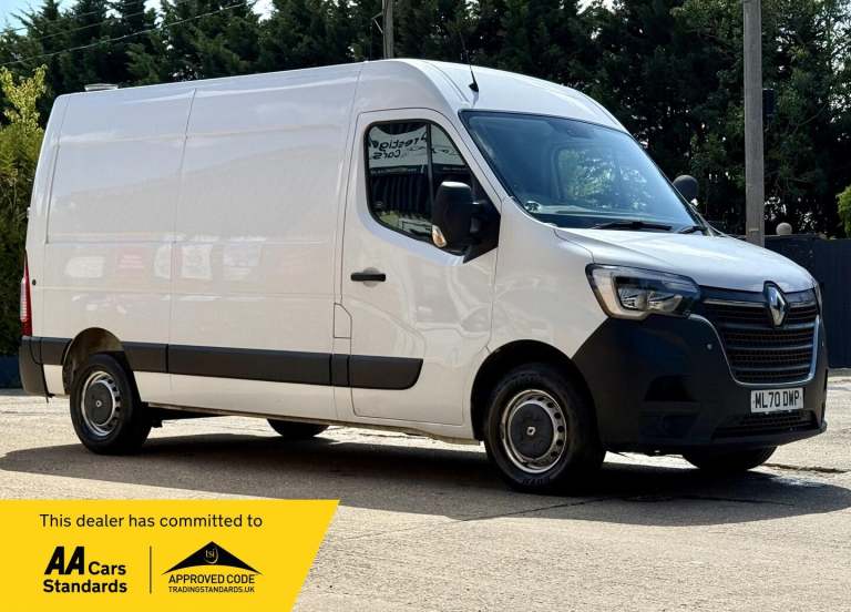 2020 Renault Master 2.3 dCi 35 Business FWD MWB Medium Roof Euro 6 4dr Diesel