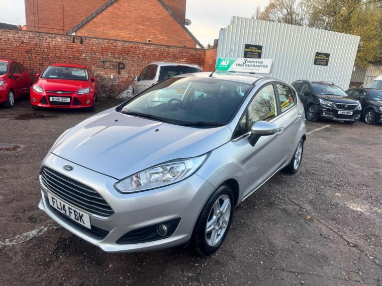 2014 Ford Fiesta 1.6 Zetec 5dr Powershift HATCHBACK PETROL Automatic