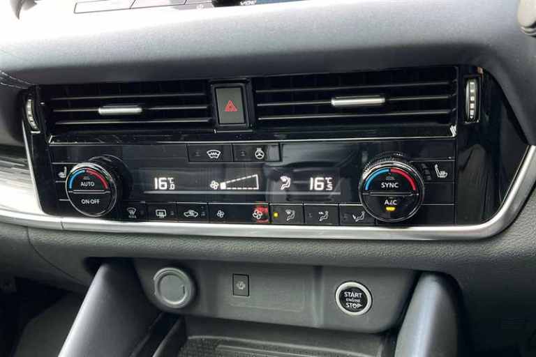 2022 Nissan Qashqai 1.3 DIG-T MH TEKNA 5DR Hatchback Petrol Manual