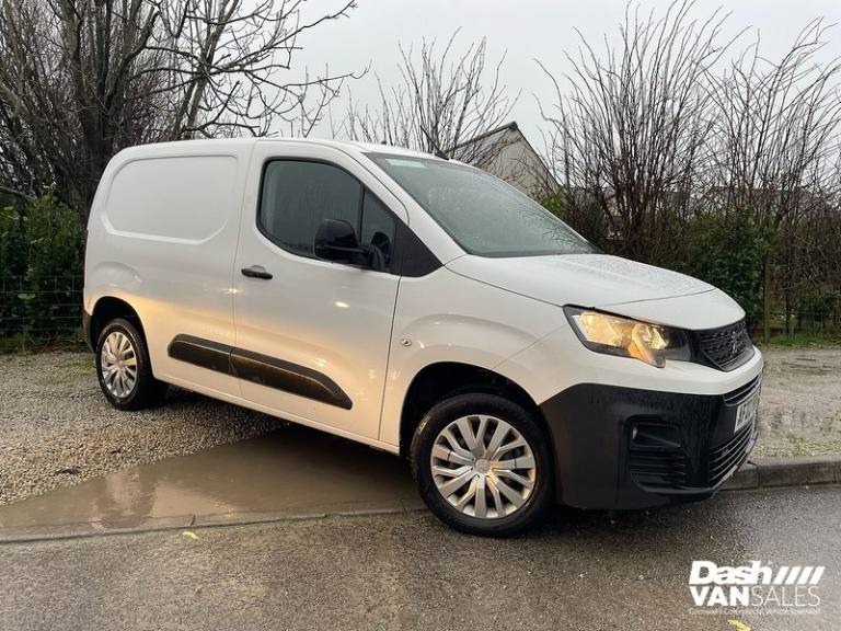 2022 Peugeot Partner BlueHDi 1000 Professional Premium Panel Van Diesel Manual