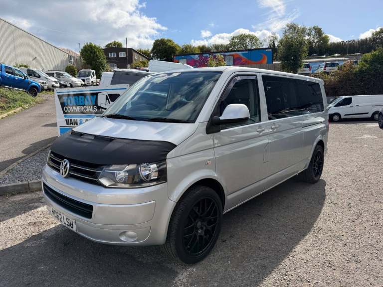 2012 Volkswagen Transporter Shuttle 2.0 TDI 140PS SE 9 seat Minibus MPV Diesel Manual