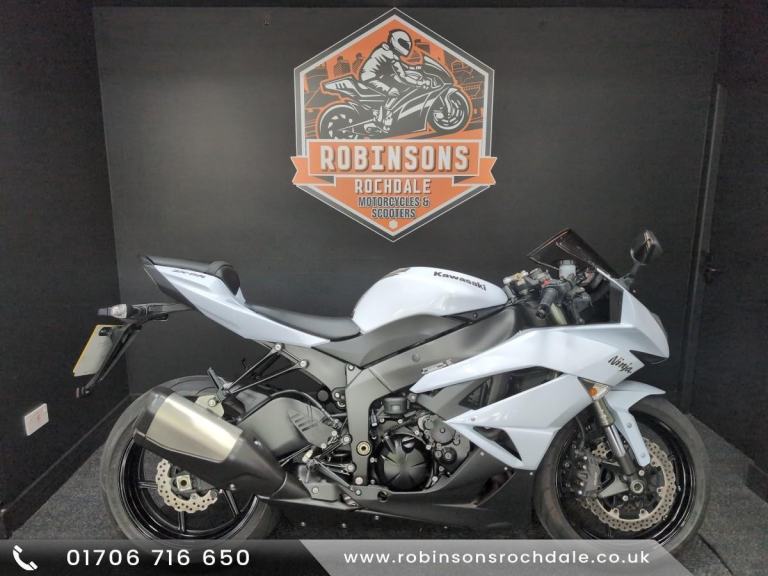 2010 10 Kawaski ZX6 with 7111 miles The nicest available?