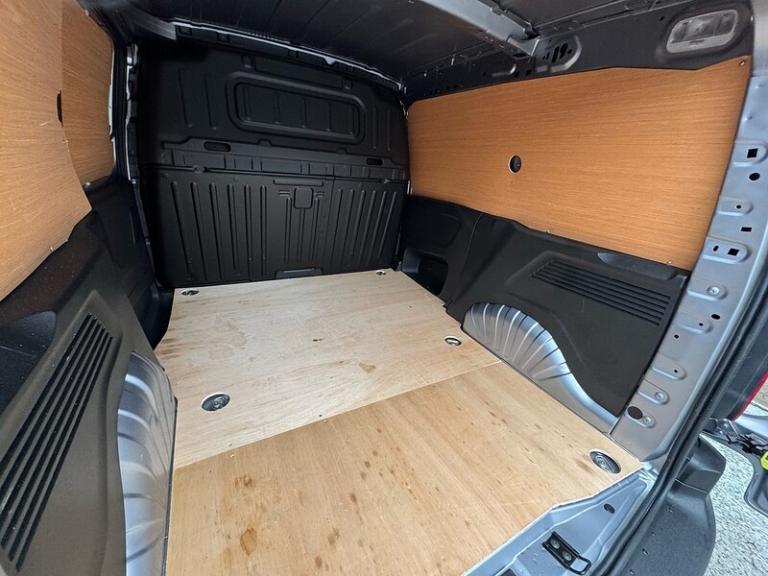 2024 Vauxhall Combo 2300 100kW Prime 50kWh H1 Van Auto PANEL VAN ELECTRIC Automatic