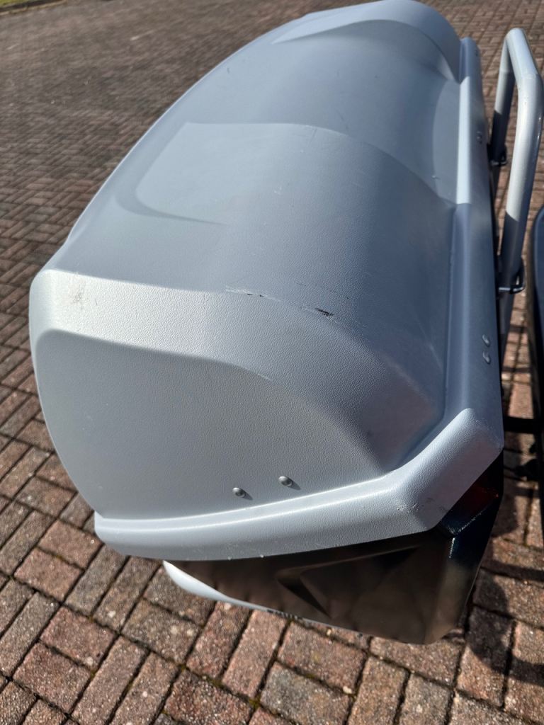 Thule easybase and backup box with lock camping trailer motorhome Camp