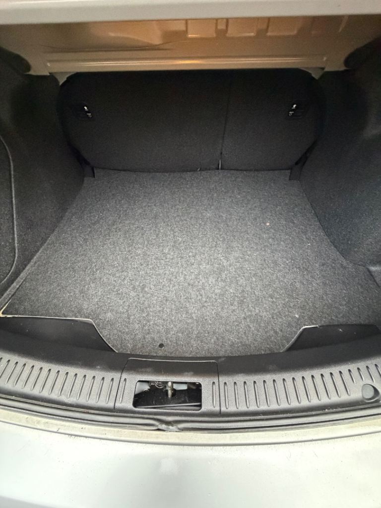 Mazda, 3, Saloon, 2004, Manual, 1598 (cc), 4 doors