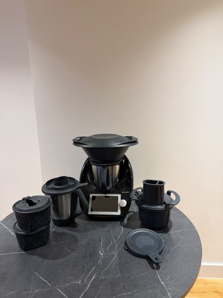 Thermomix TM6 Black + Extra Bowl + Cutter – Full Set