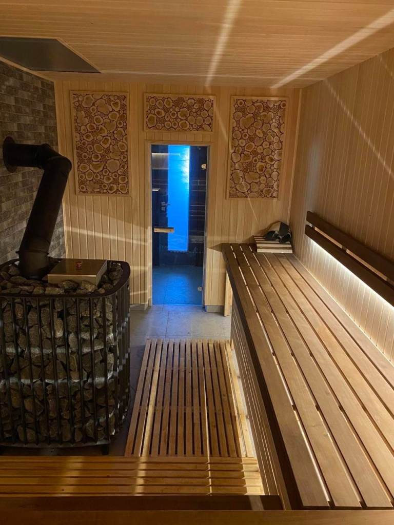 Transform Your Space with a Bespoke Home Sauna