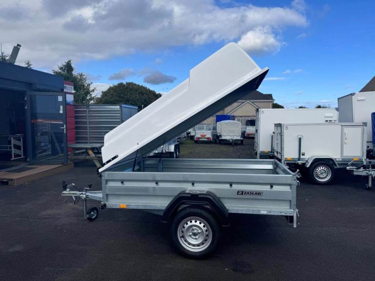 BRAND NEW ZASLAW 205SU 7X4 SINGLE AXLE TRAILER WITH LOCKABLE LID