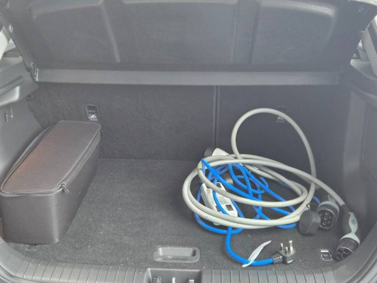 2019 Hyundai KONA 64kWh Premium SE SUV 5dr Electric Auto (7kW Charger) (204 ps) HATCHBACK ELECTRI...