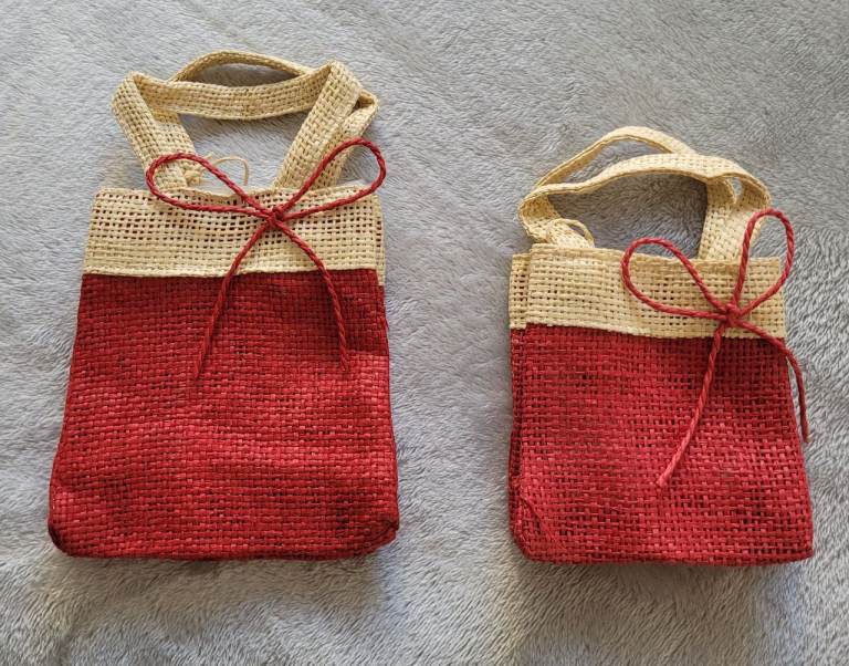 Woven gift bags