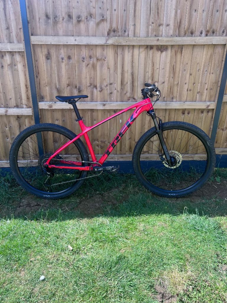 Trek Xcaliber 8 29er Mountain Bike 