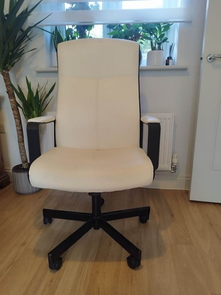office chair, from IKEA, in good condition 