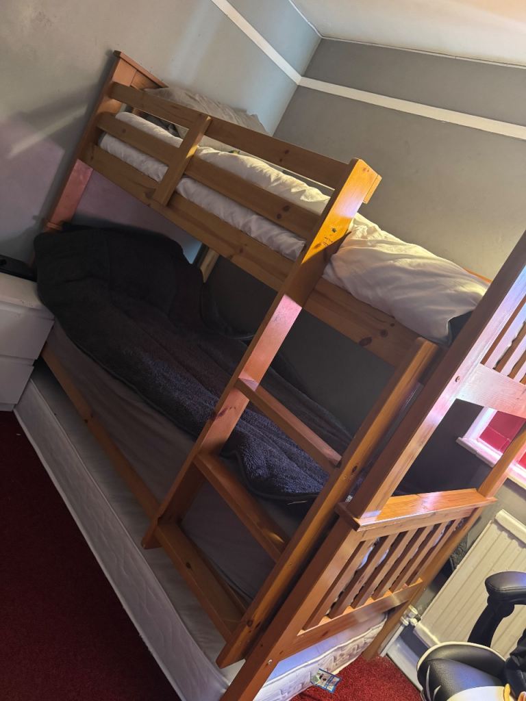 image for Bunkbed with mattresses 