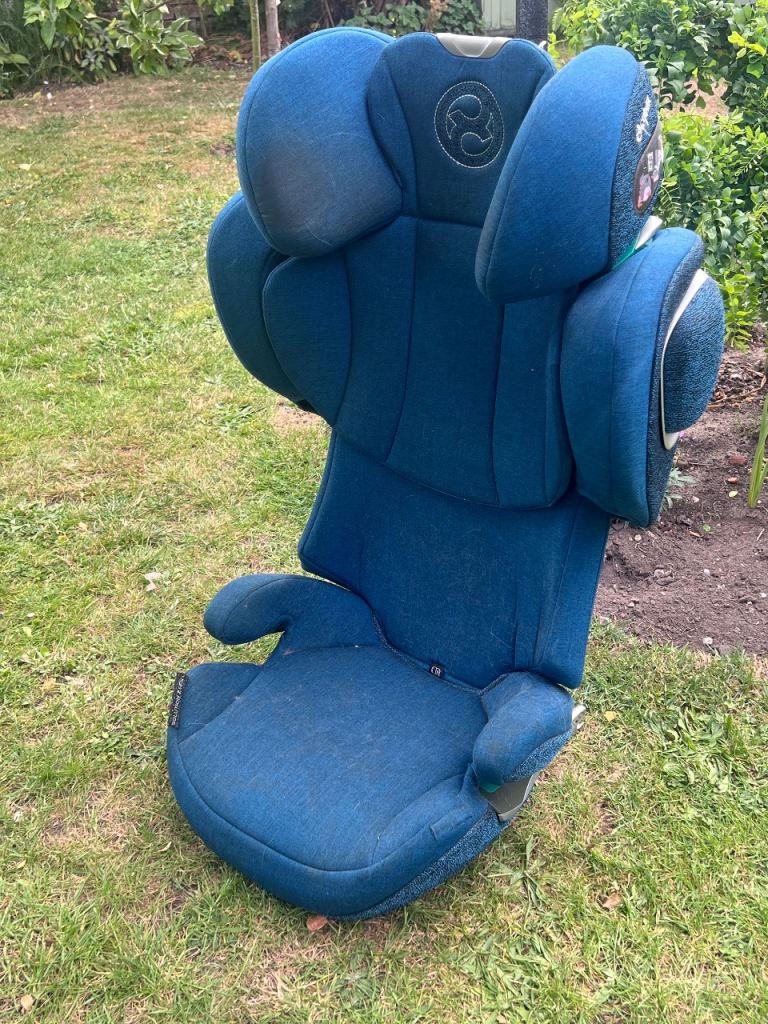 Cybex Child Car Seat – Blue, Good Condition