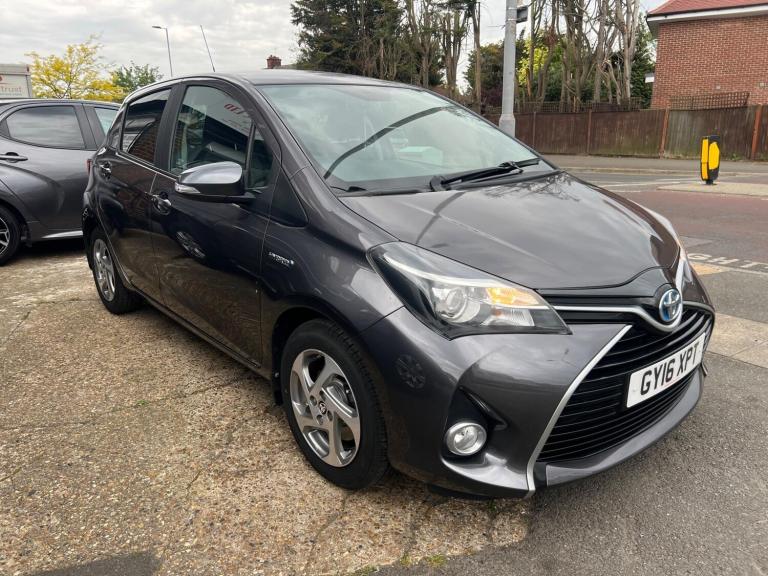 2016 Toyota Yaris 1.5 VVT-h Icon E-CVT Euro 6 5dr HATCHBACK Petrol/Electric Hybrid Automatic