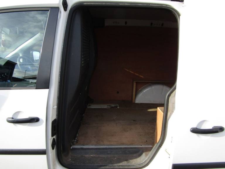 2014 64 VOLKSWAGEN CADDY 1.6 TDI C20 STARTLINE PANEL VAN 4DR DIESEL MANUAL L1 H1