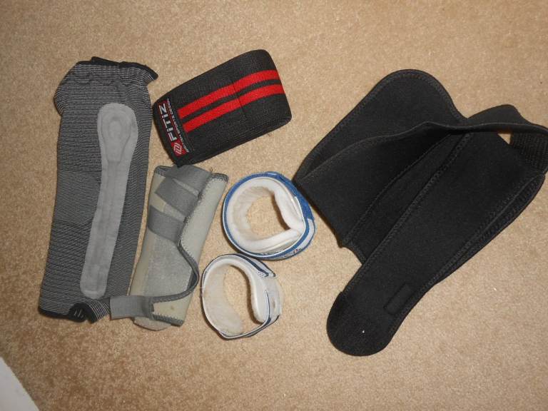 WRIST AND ARM SUPPORT INC EXERCISE SUPPORT BELT - JOB LOT