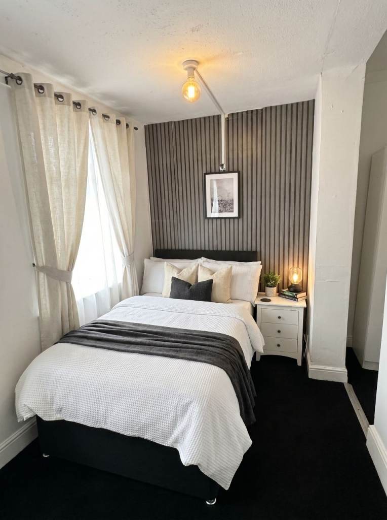 3 Rooms Supported house Available In Harborne, Birmingham. DSS Claimants Apply