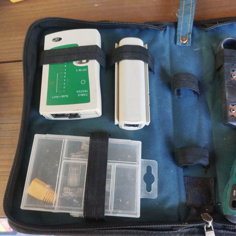 STANDARD NETWORK INSTALLATION AND TESTING TOOL KIT