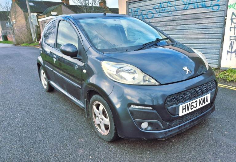 Peugeot, 107, Hatchback, 2013, Manual, 998 (cc), 5 doors