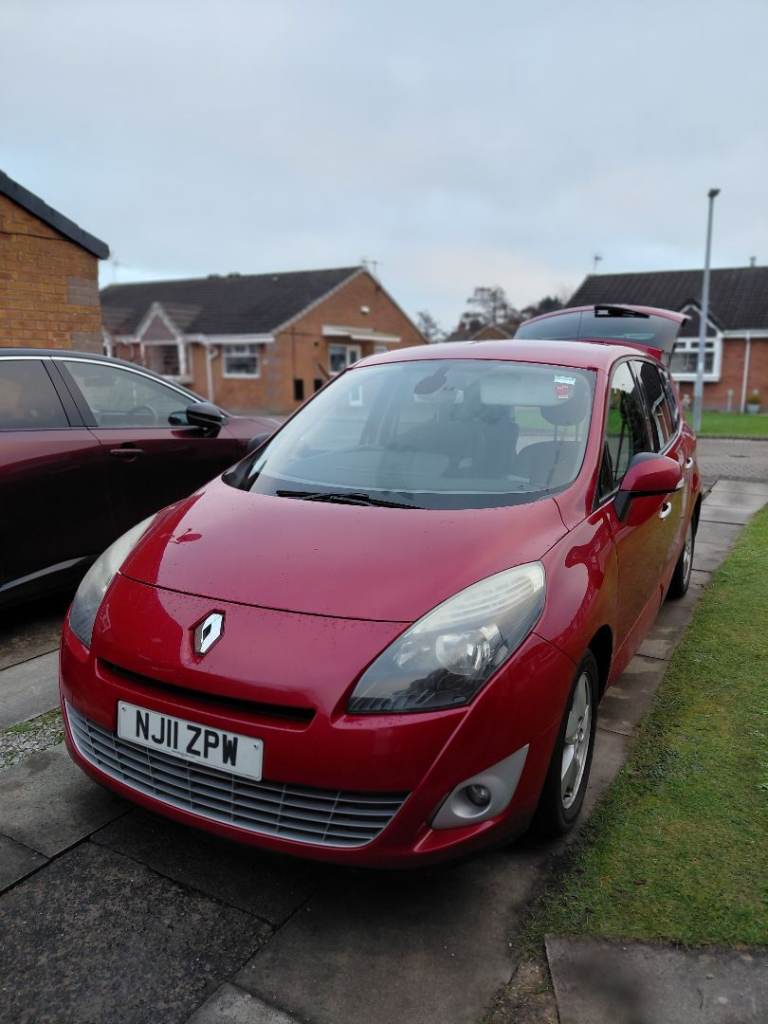 Renault Grand Scenic mk3 for spares or repair