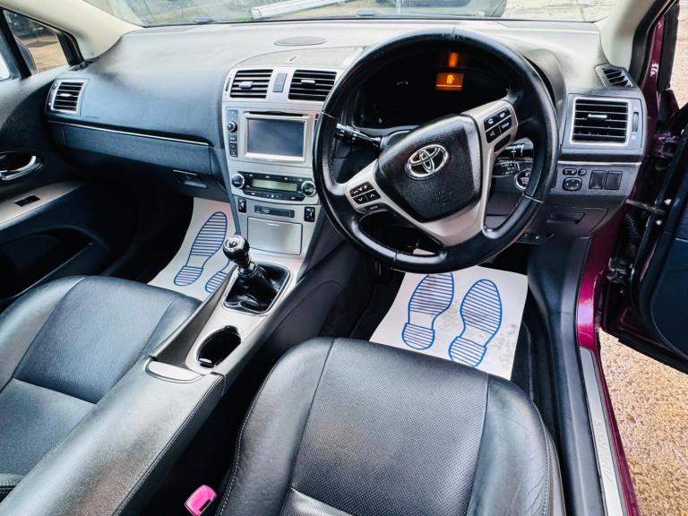 2012 Toyota Avensis 2.0 D-4D T Spirit 4dr SALOON Diesel Manual