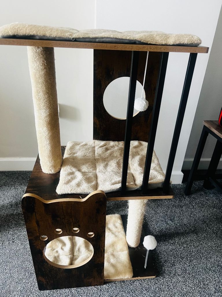 CAT TOWER / CAT SCRATCHER 