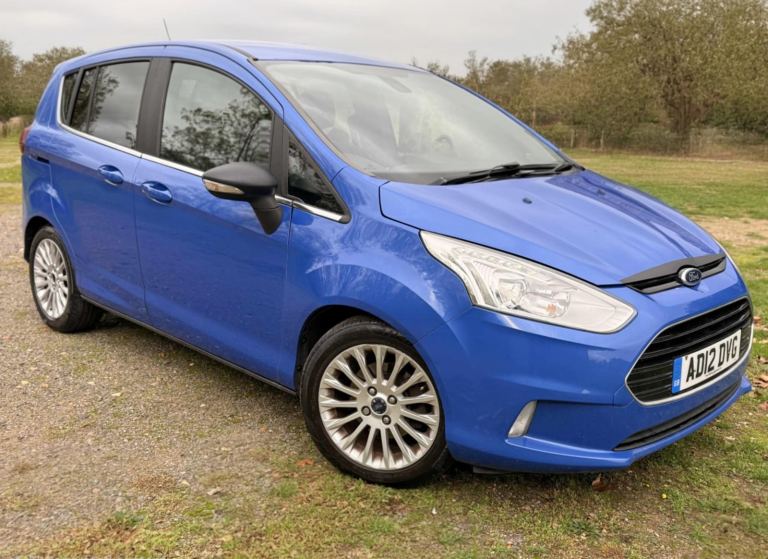 2012 FORD FIESTA B-MAX - MOT OCTOBER 2026 - £20 ROAD TAX