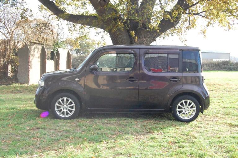 NISSAN CUBE 1.5 AUTOMATIC 2013 Petrol Automatic in Purple