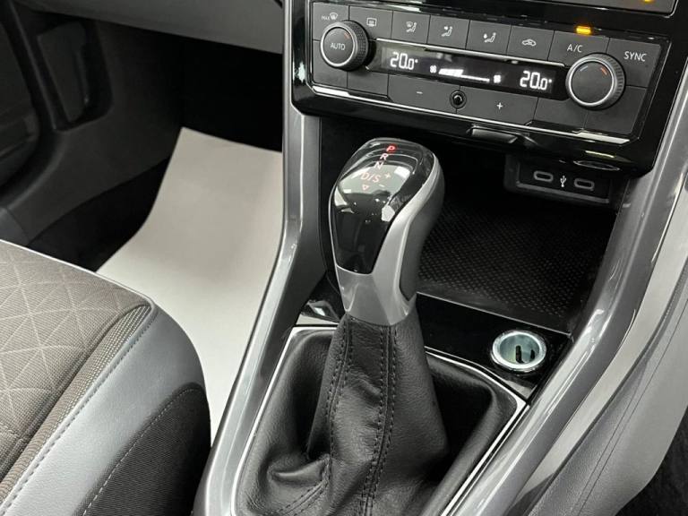 2021 Volkswagen T-Cross 1.0 TSI SEL SUV 5dr Petrol DSG Euro 6 (s/s) (110 ps) HATCHBACK Petrol Aut...