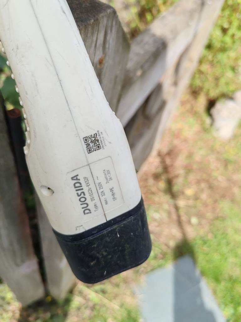 Type 2 to type 1 adapter 
