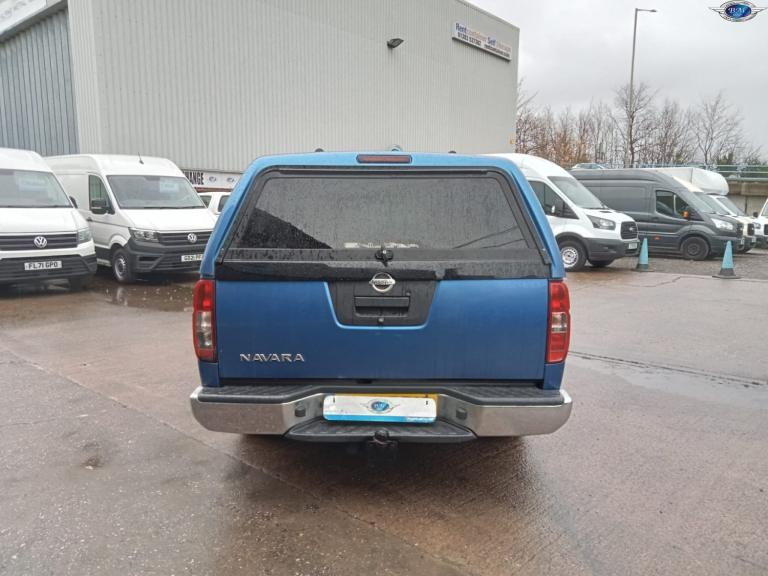NISSAN NAVARA 2.5 dCi Tekna Blue Manual Diesel 2011