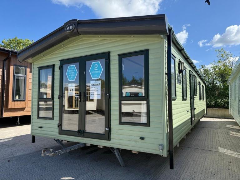 41x13ft 2 Bed Static Caravan - DG, CH, French Doors, Ensuite Shower - Offsite