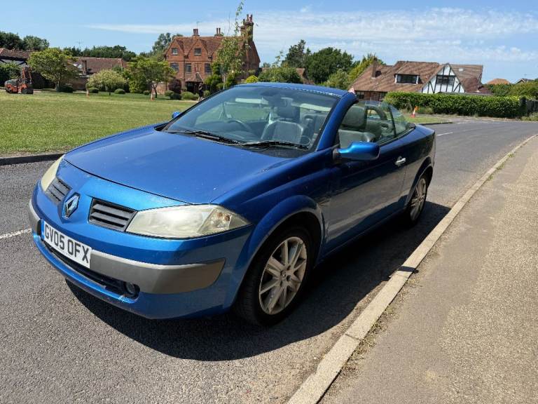 2005 Renault Megane 2.0 petrol,ULEZ,Convertible,coupe,leather,vauxhall,ford,fiat,toyota,vw,skoda,kia