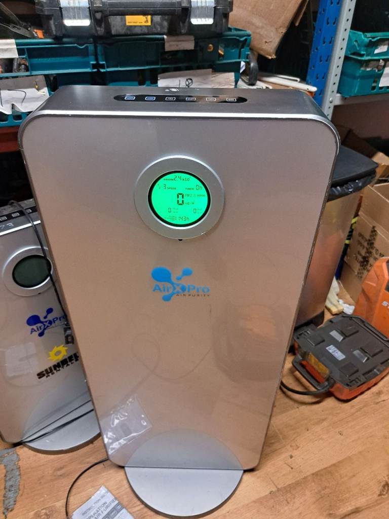 Air Purifier – Silver, Good Condition