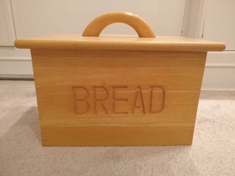 Bread bin