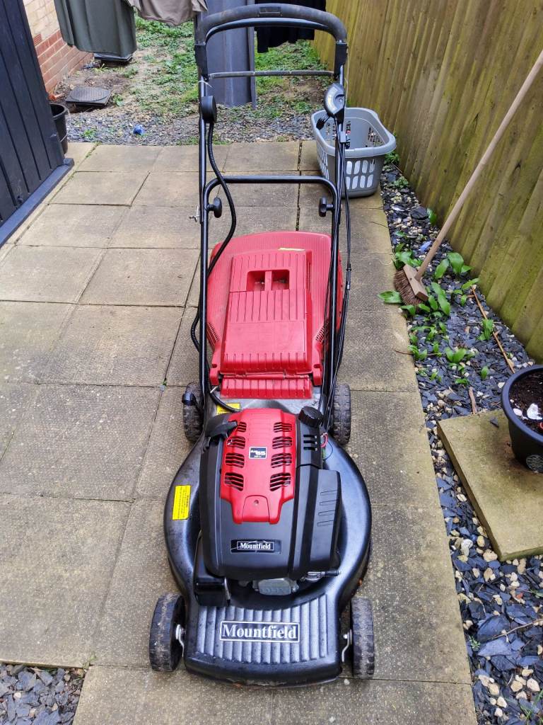 wanted broken  pertol lawnmower wanted 