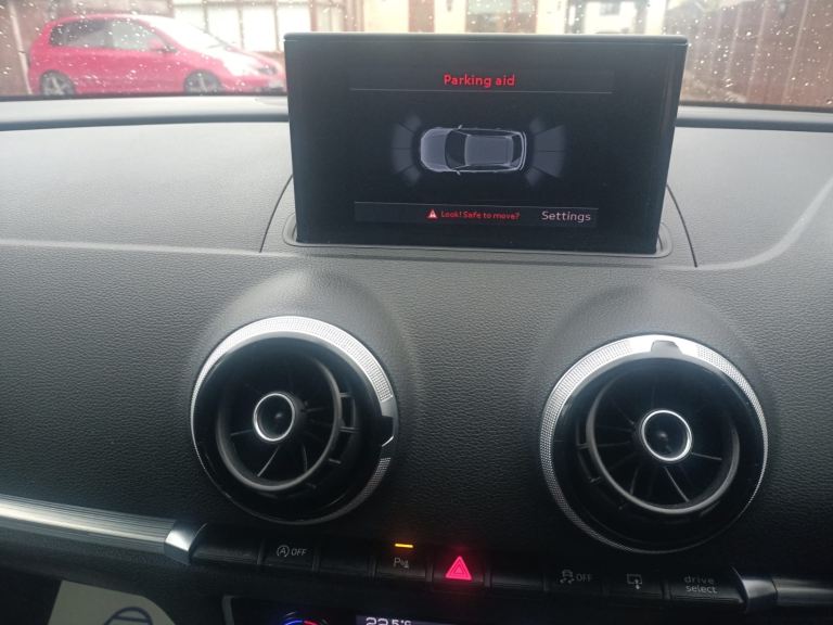 Audi, A3, Hatchback, 2014, Manual, 1598 (cc), 5 doors