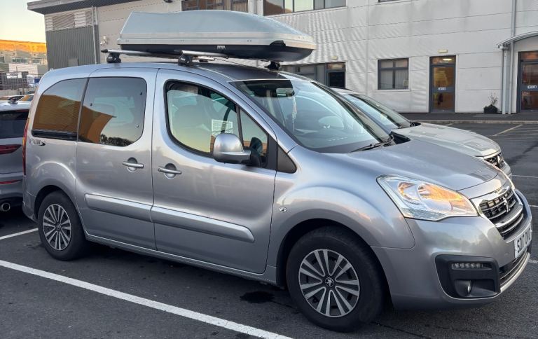 Peugeot, PARTNER TEPEE, MPV, 2017, Manual, 1560 (cc), 5 doors