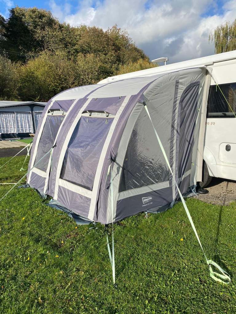 SWIFT BESSACARR 584 MOTORHOME french bed 4 berth 4 belts- 1 f owner