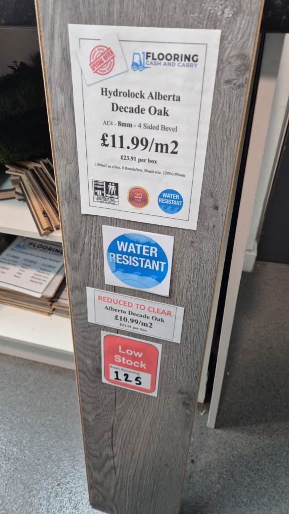 Hydrolock Alberta Decade Oak 8mm Laminate flooring