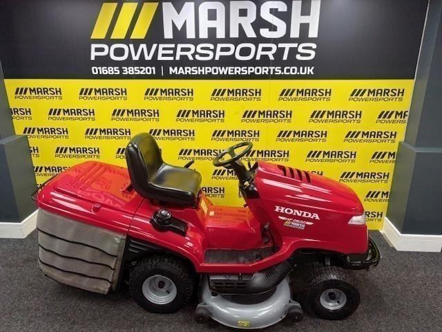 Honda Ride on Mower HF2622K1HTE 29Hours Only MINT-Finance Available