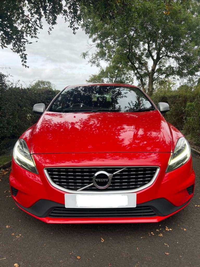 Volvo V40 R-Design D2, £20 Road Tax, up to 70mpg! Audi A3, BMW 1, Mercedes A Class, Focus, Mazda 3