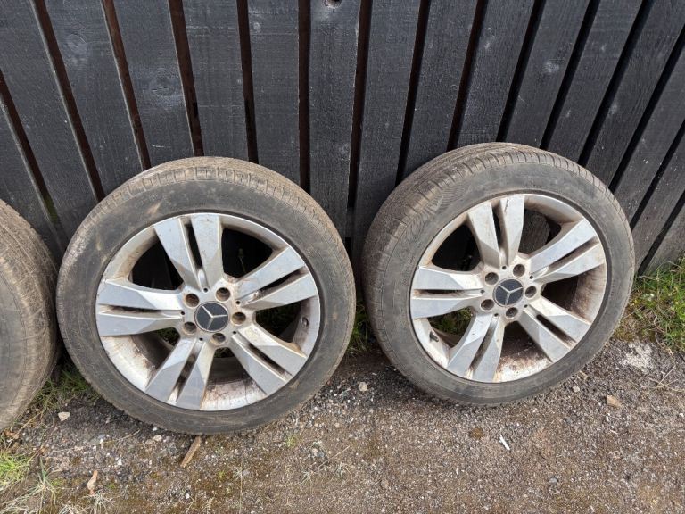 Mercedes Vito alloys 