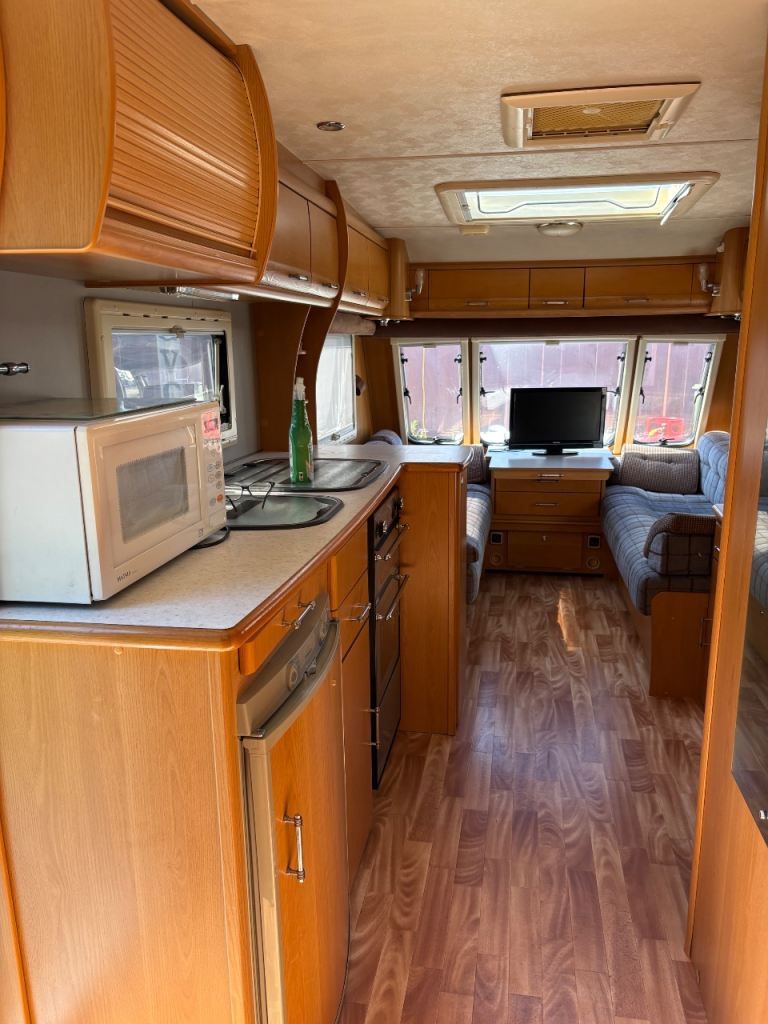 Caravan to rent 