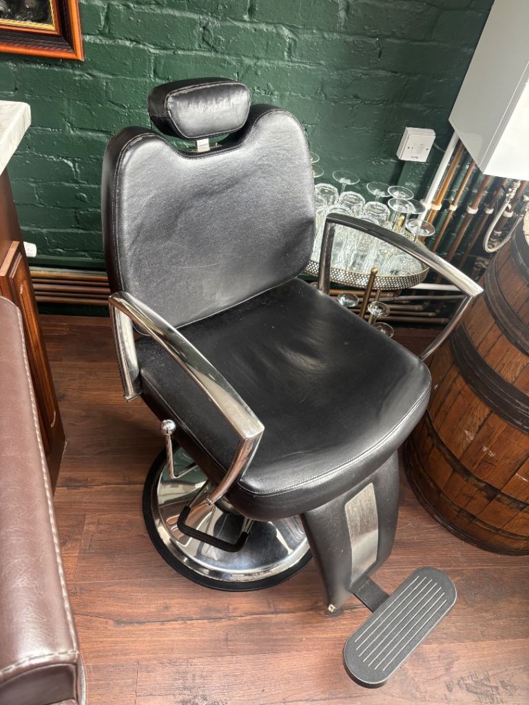 Barber chair