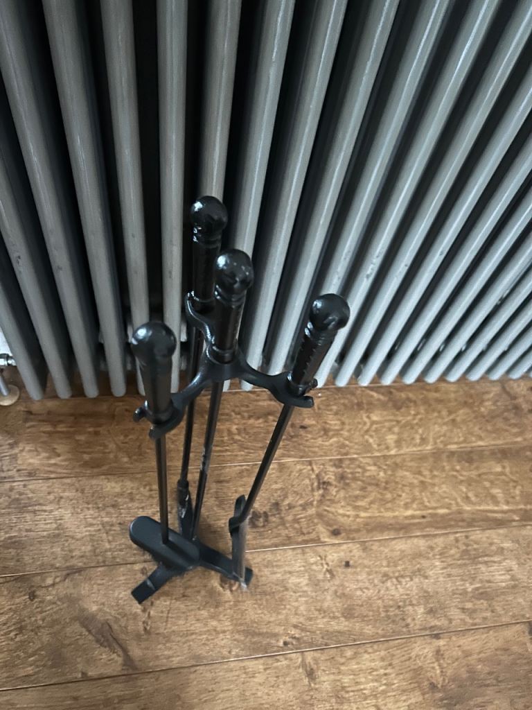 Black Metal Fireplace Tool Set – 3 piece